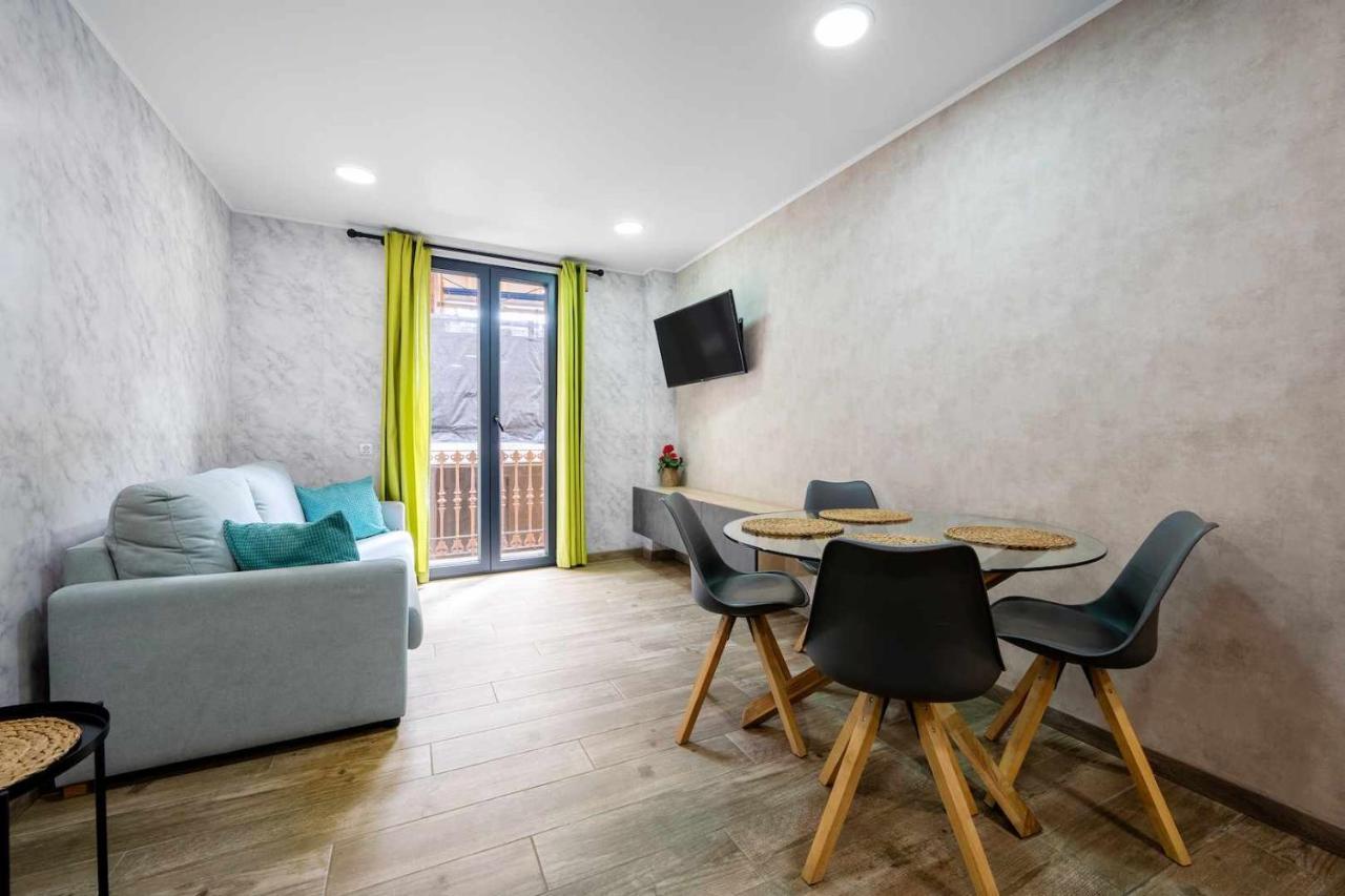 Apartments Lilia Реус Номер фото