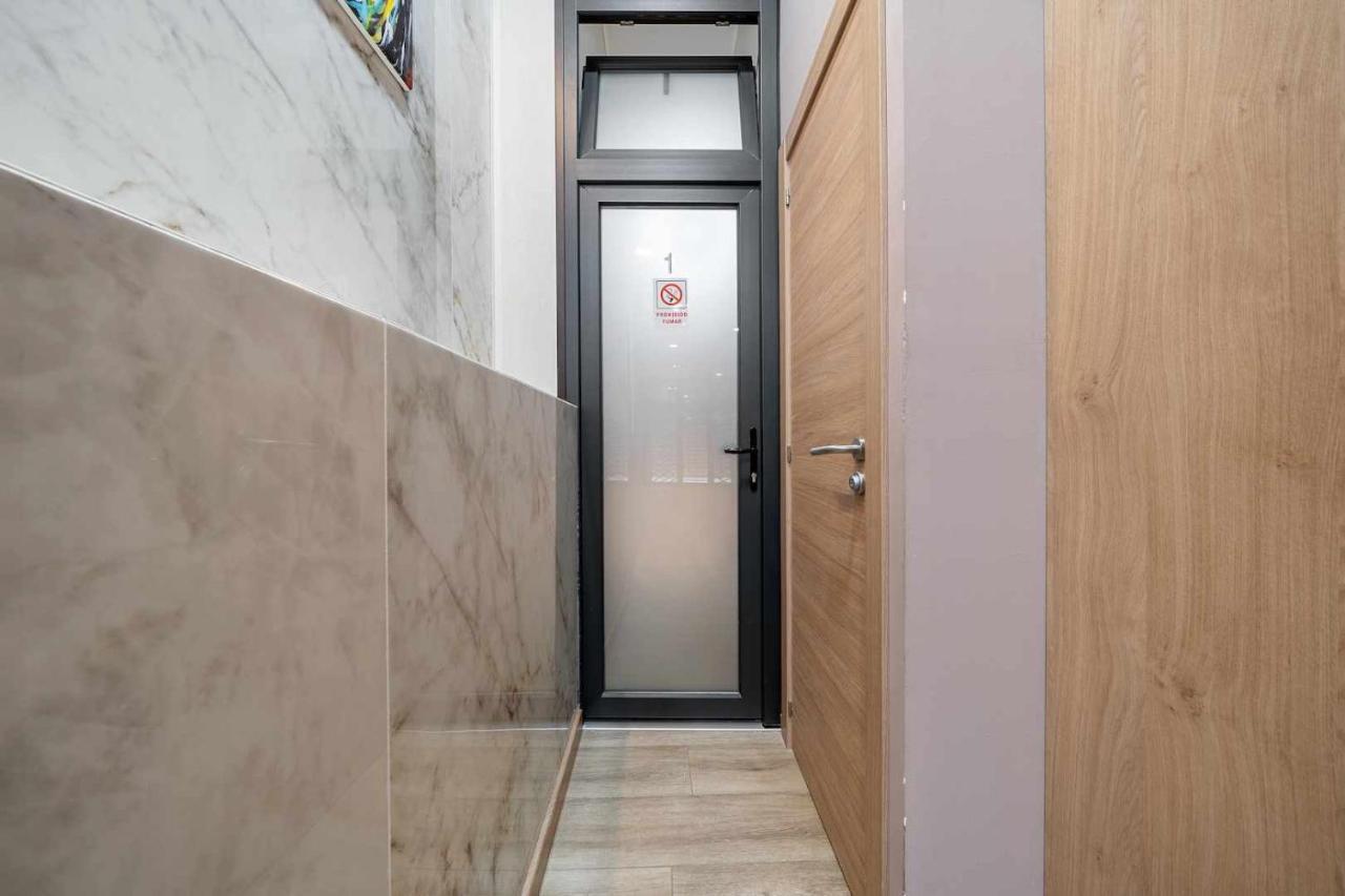 Apartments Lilia Реус Номер фото