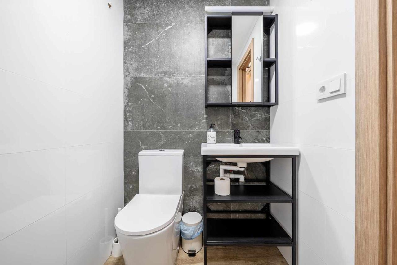 Apartments Lilia Реус Номер фото